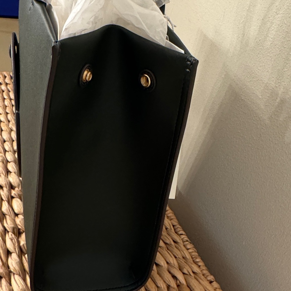 Tory Burch dark green Tote with Logo NWT - Picture 4 of 7